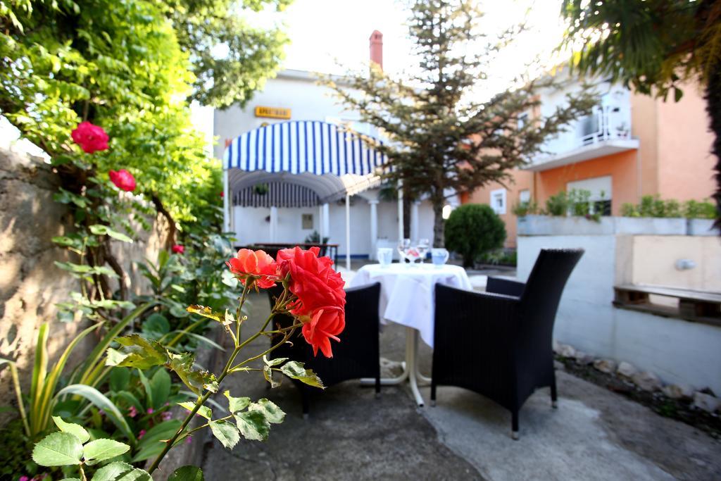 Rooms & Apartments Soline Nuove Biograd Na Moru Exterior foto