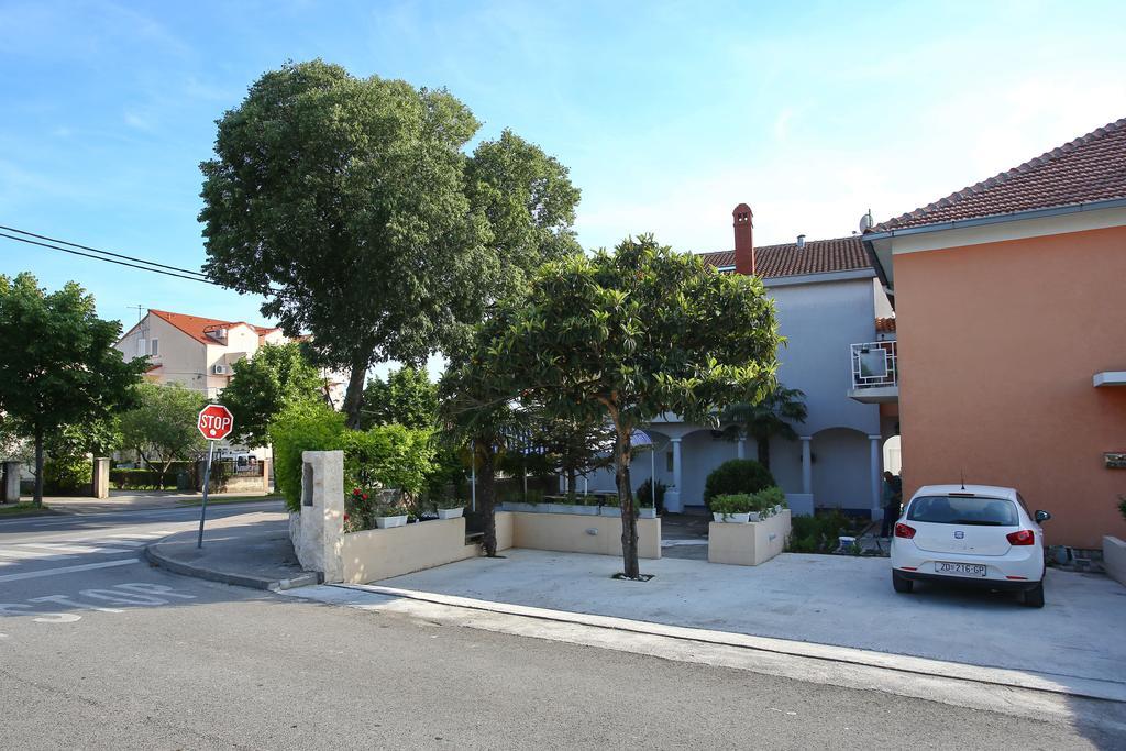 Rooms & Apartments Soline Nuove Biograd Na Moru Exterior foto